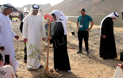 You are currently viewing الفجيرة تدشن “حديقة الشعراء” بمشاركة عربية ودولية