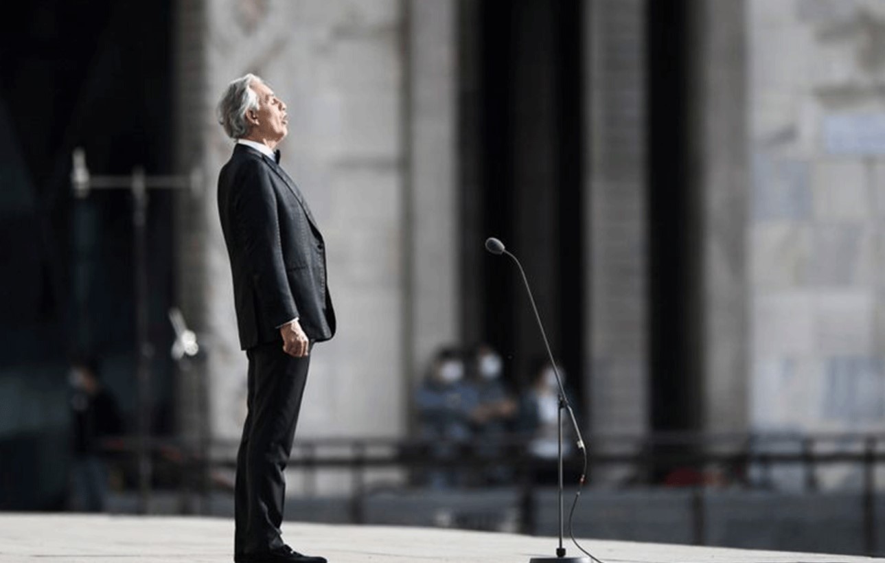 You are currently viewing COVID-19: Millions watch Andrea Bocelli sing in empty Milan cathedral