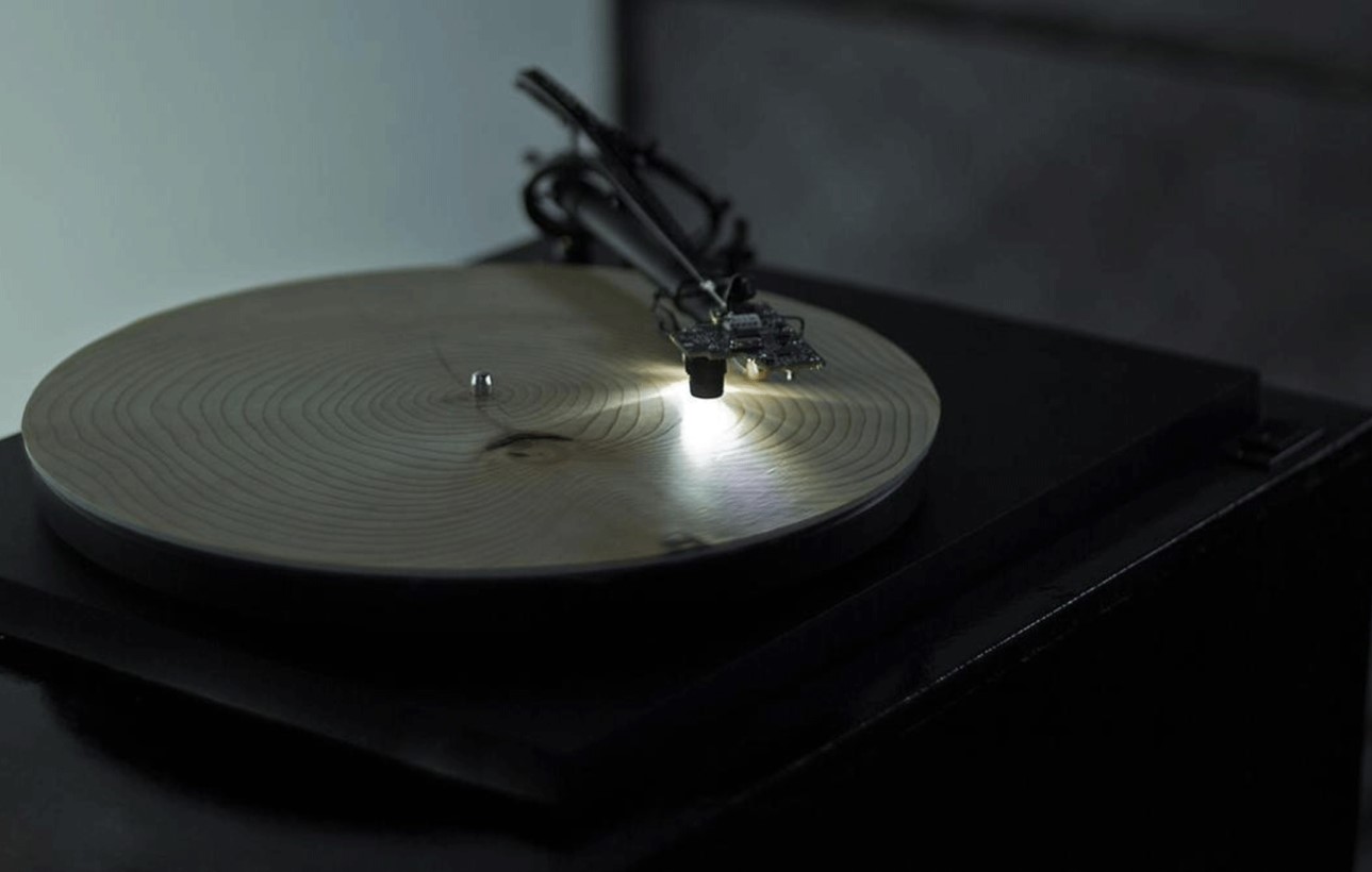 Read more about the article The nature of sound: how German artist Bartholomaus Traubeck turns tree rings into music