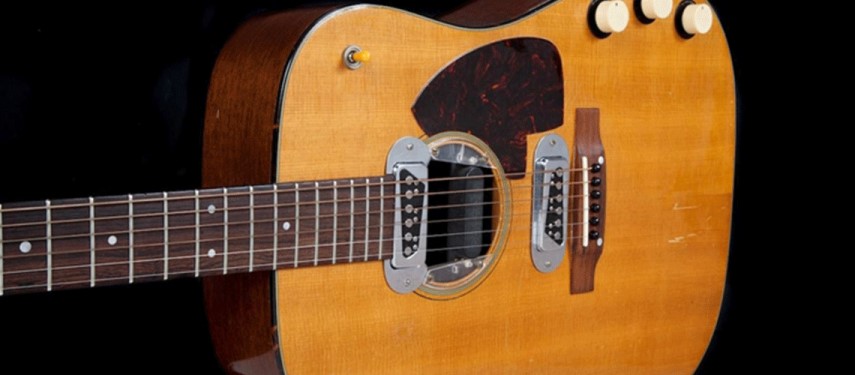 Read more about the article Cobain ‘Unplugged’ guitar up for auction starting at $1 million