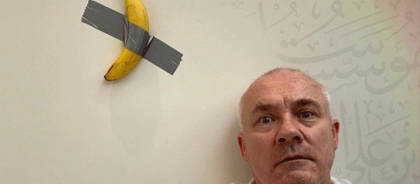 Read more about the article Damien Hirst wanted to buy banana taped to wall, but artist Maurizio Cattelan said no