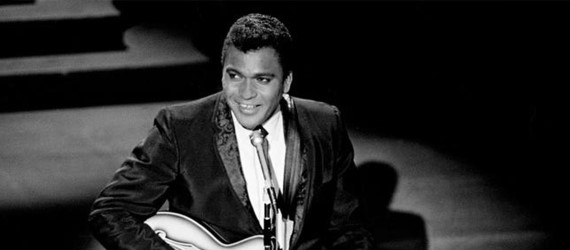 You are currently viewing Country singer Charley Pride dead from coronavirus at 86
