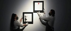 Read more about the article Banksy’s ‘Girl With Balloon’ diptych up for auction for the first time