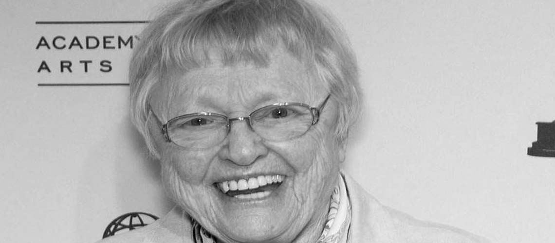 You are currently viewing Pat Carroll, Emmy winner and voice of Ursula in ‘The Little Mermaid’, dies at 95