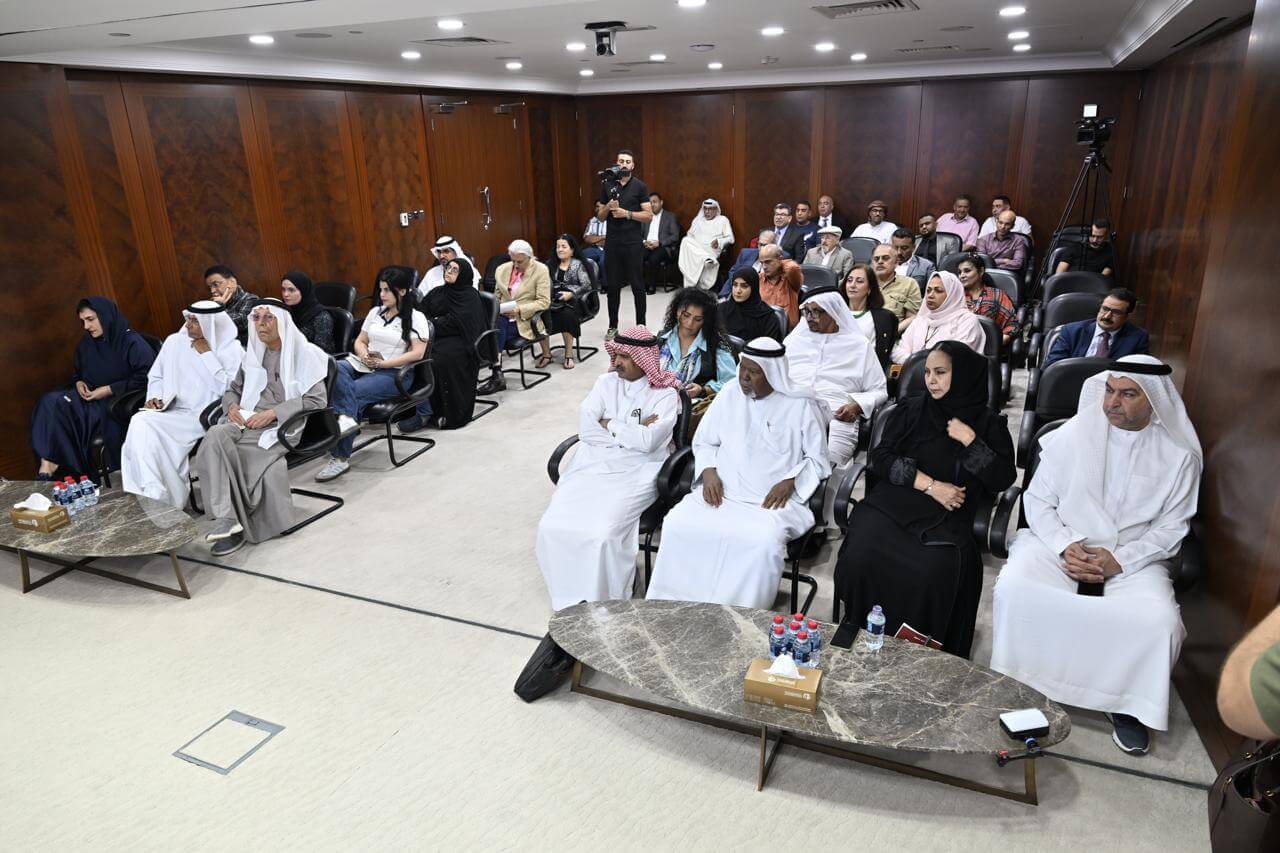 نخبة من الوجوه الثقافية