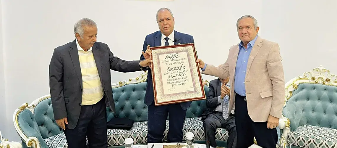 Read more about the article عبد الله إبراهيم يحاضر عن الإرث السردي في النادي العربي